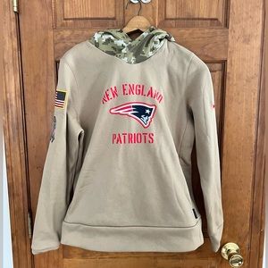 New England Patriots Army Sweatshirt
